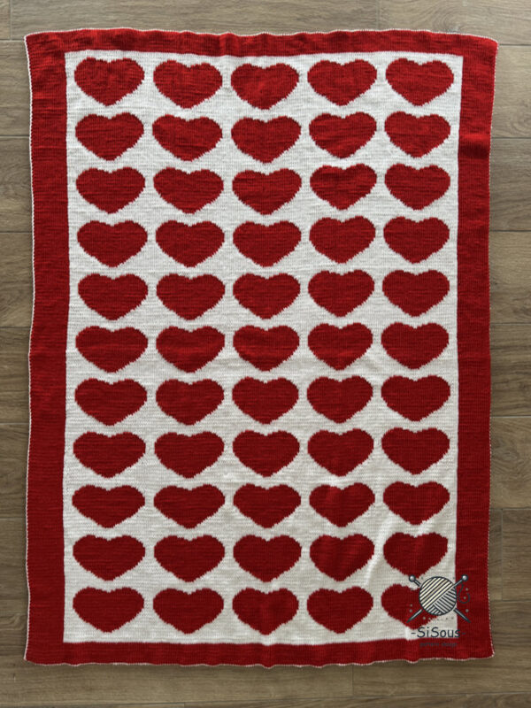 Decke mit roten und weißen Herzen in Double Knitting