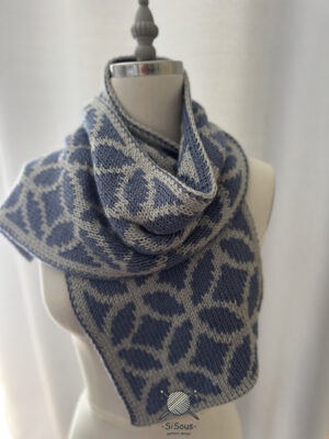 Double Knitting Schal "Mosaik der Stille"