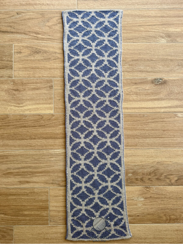 Double Knitting Schal "Mosaik der Stille"