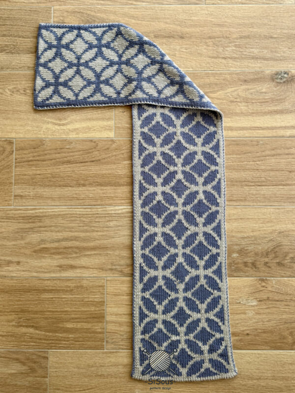 Double Knitting Schal "Mosaik der Stille"