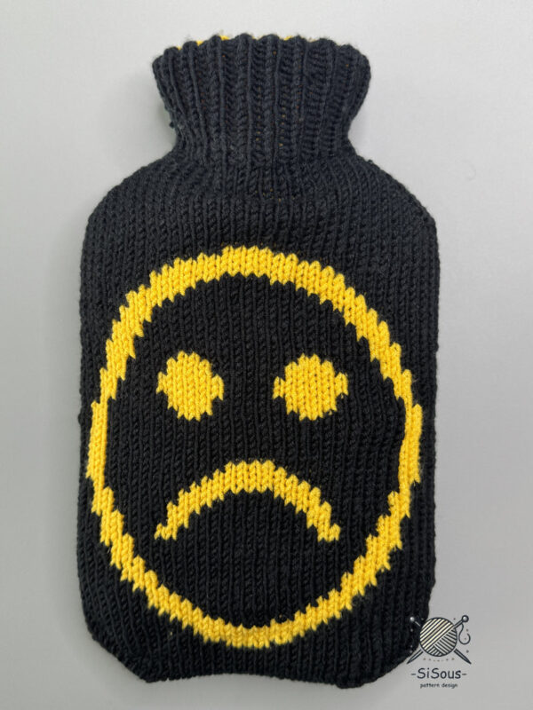 Double Knitting Strickmuster – Wärmflaschenhülle „Smileys“