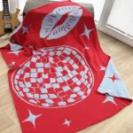 double-knitting-decke-Kissco 8 mit Logo Double Knitting Decke Disco Kisses in rot und hellblau